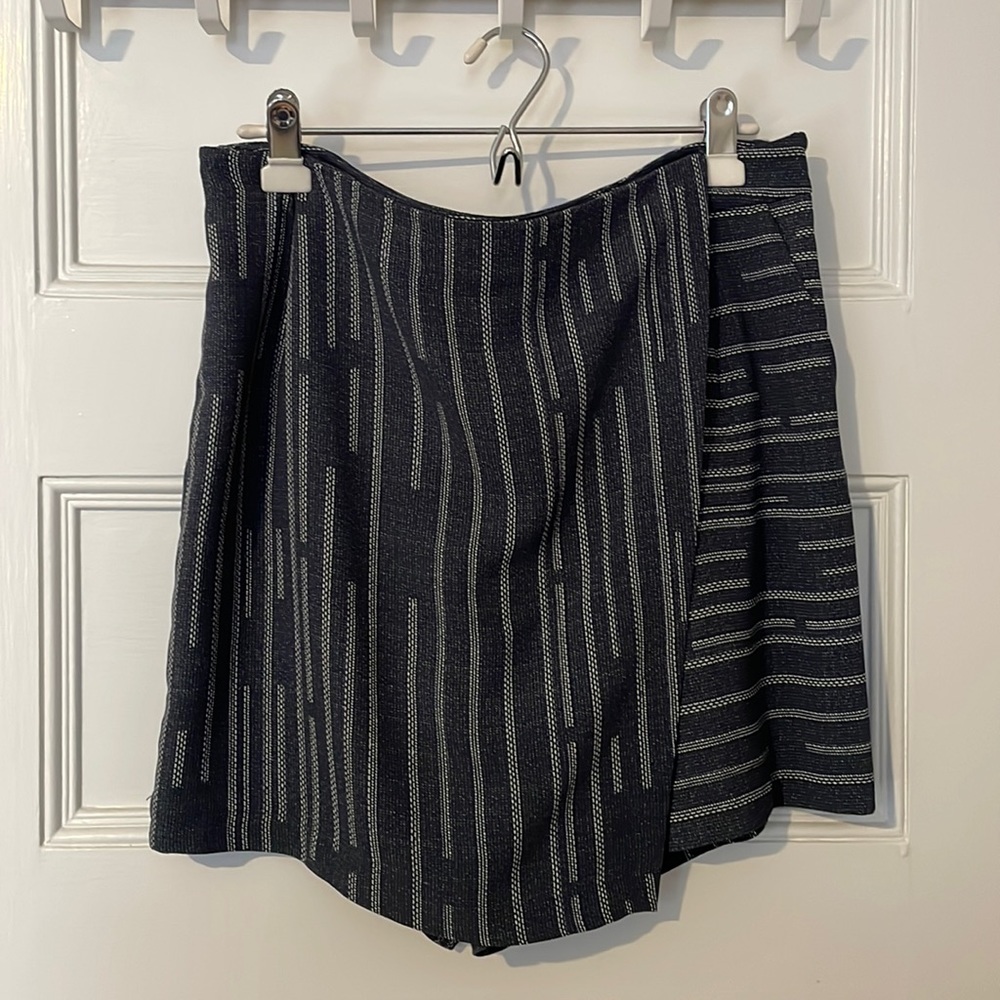 Blue & White Skort - elevenses - size 12